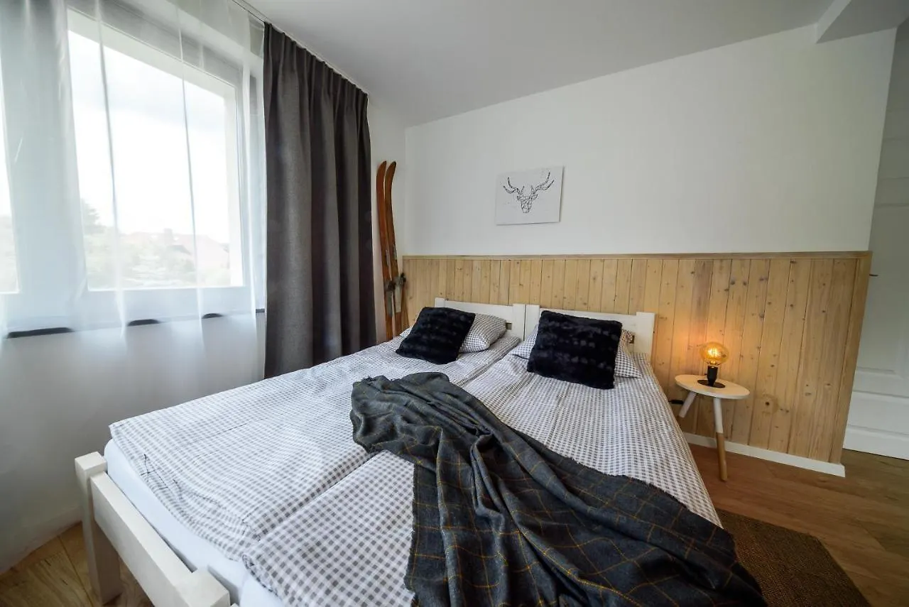 Czarny Jelen Hotel Szklarska Poreba 0*,  Poland